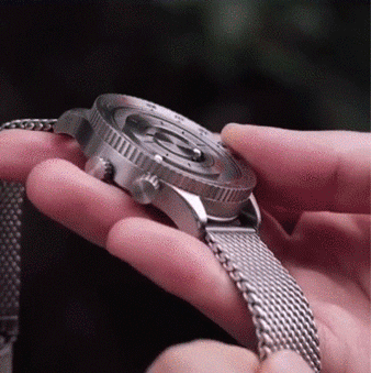 1598596606781852.gif